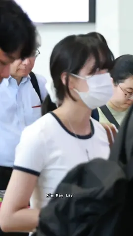 Sso is going to Japan for a fan meeting.😍#KimSoHyun #trending #viral 