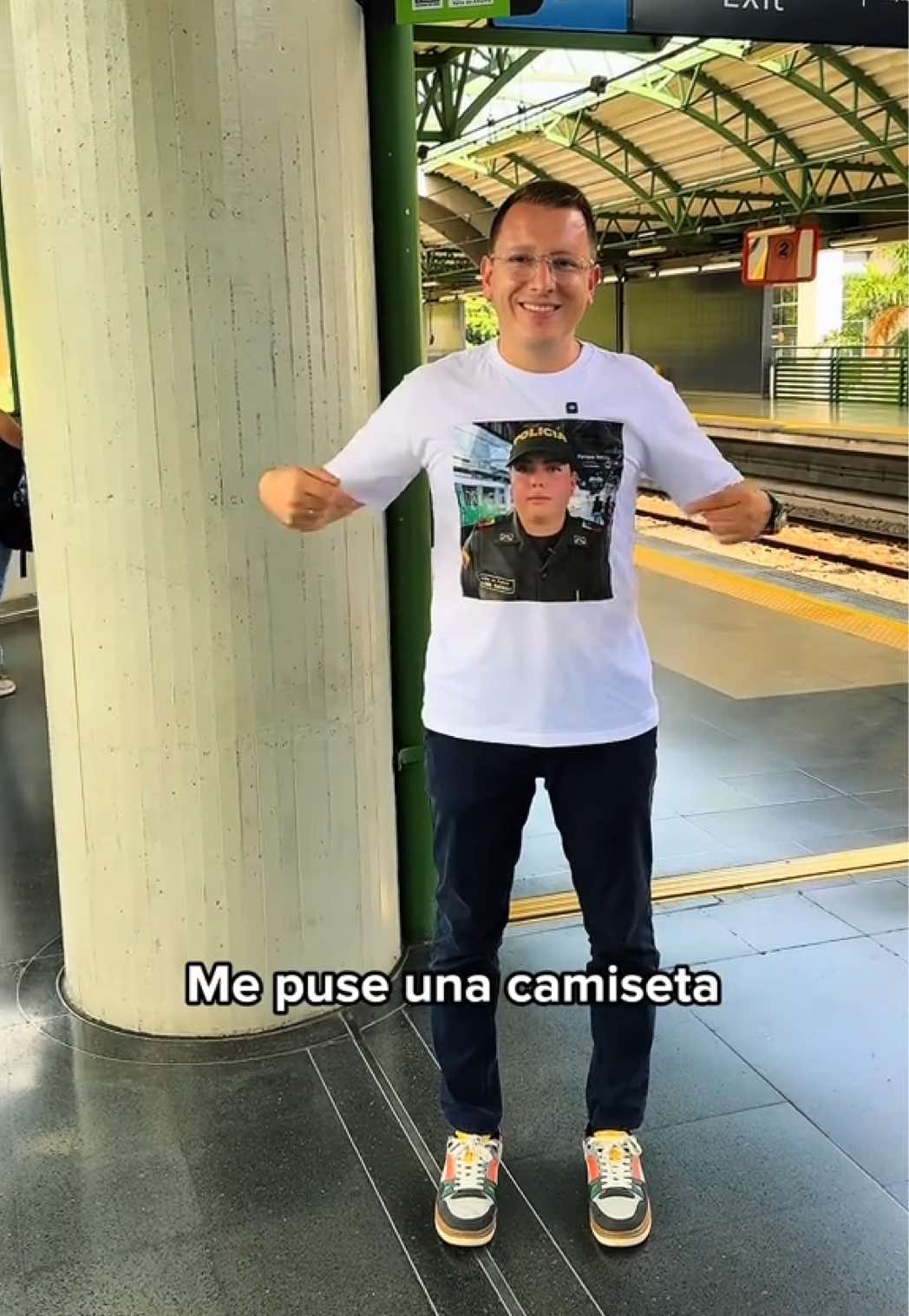 Alejandra gracias por ser una heroína de nuestra ciudad 😍👏🏻💚 #Medellín 