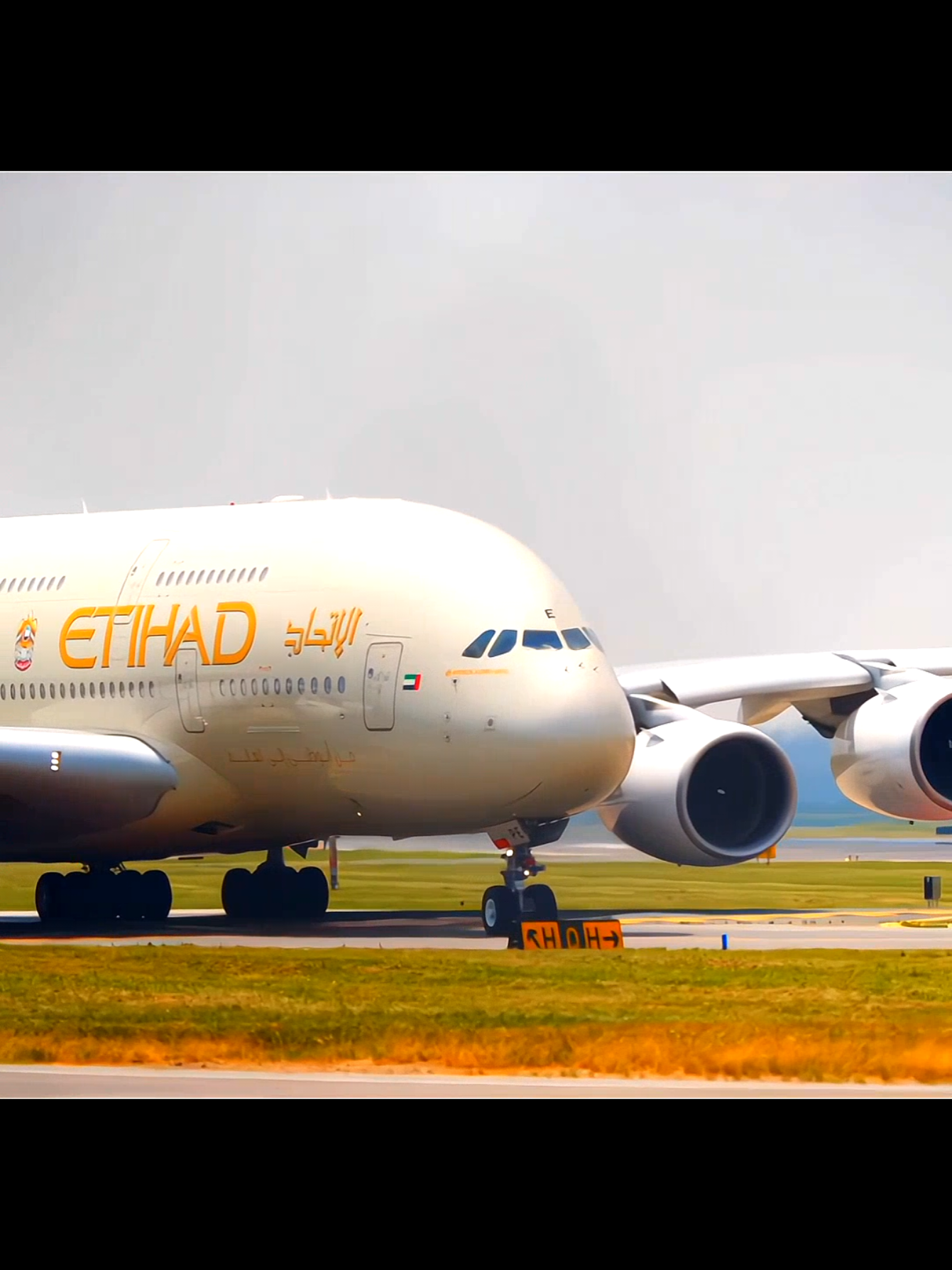 Etihad airways Airbus A380 takeoff  #Flying #Airplane #Aviation #etihad #takeoff 