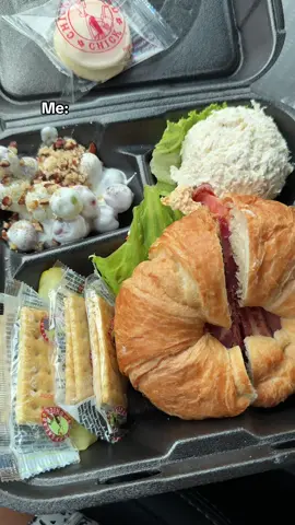 My go-to ​⁠@Chicken Salad Chick order:  Kickin’ Kay Lynne BLT on crossaint, grape salad, Classic Carol scoop on the side… and don’t forget that cookie!” 🍇🥪🍪 It’s more than enough to share or eat for lunch & dinner. 🤌🏾 #chickensaladchick #chicken #salad #tiktokeats #quickmeals