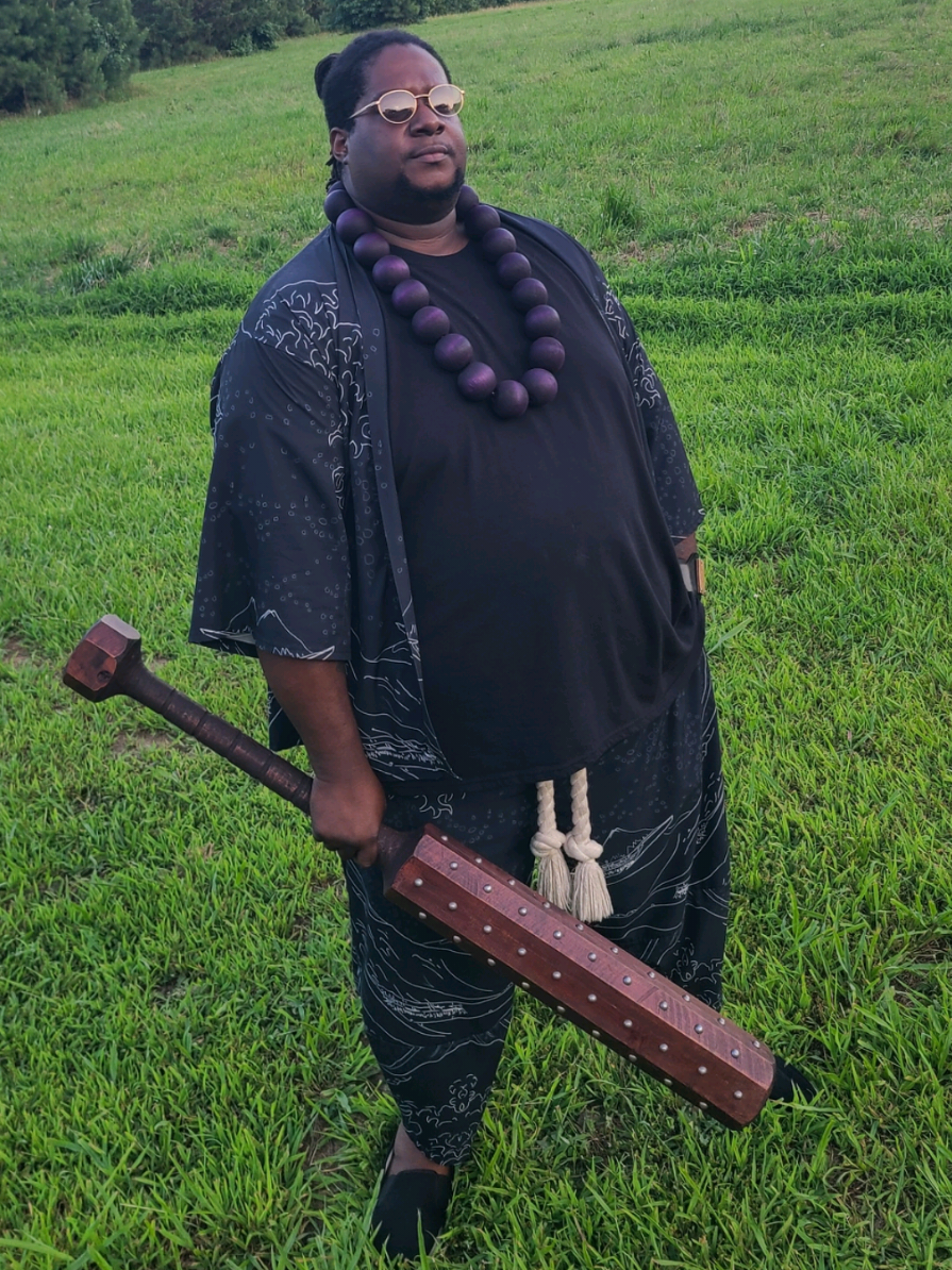 Man, I have been wanting a kanabo for about 10 years! I finally got one it is awesome to swing around! It makes me feel stronger, lol! #kanabo #bigclub #martialarts #shugoki #ancientjapan 
