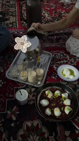 قالك فطور ملكي 🤣☀️