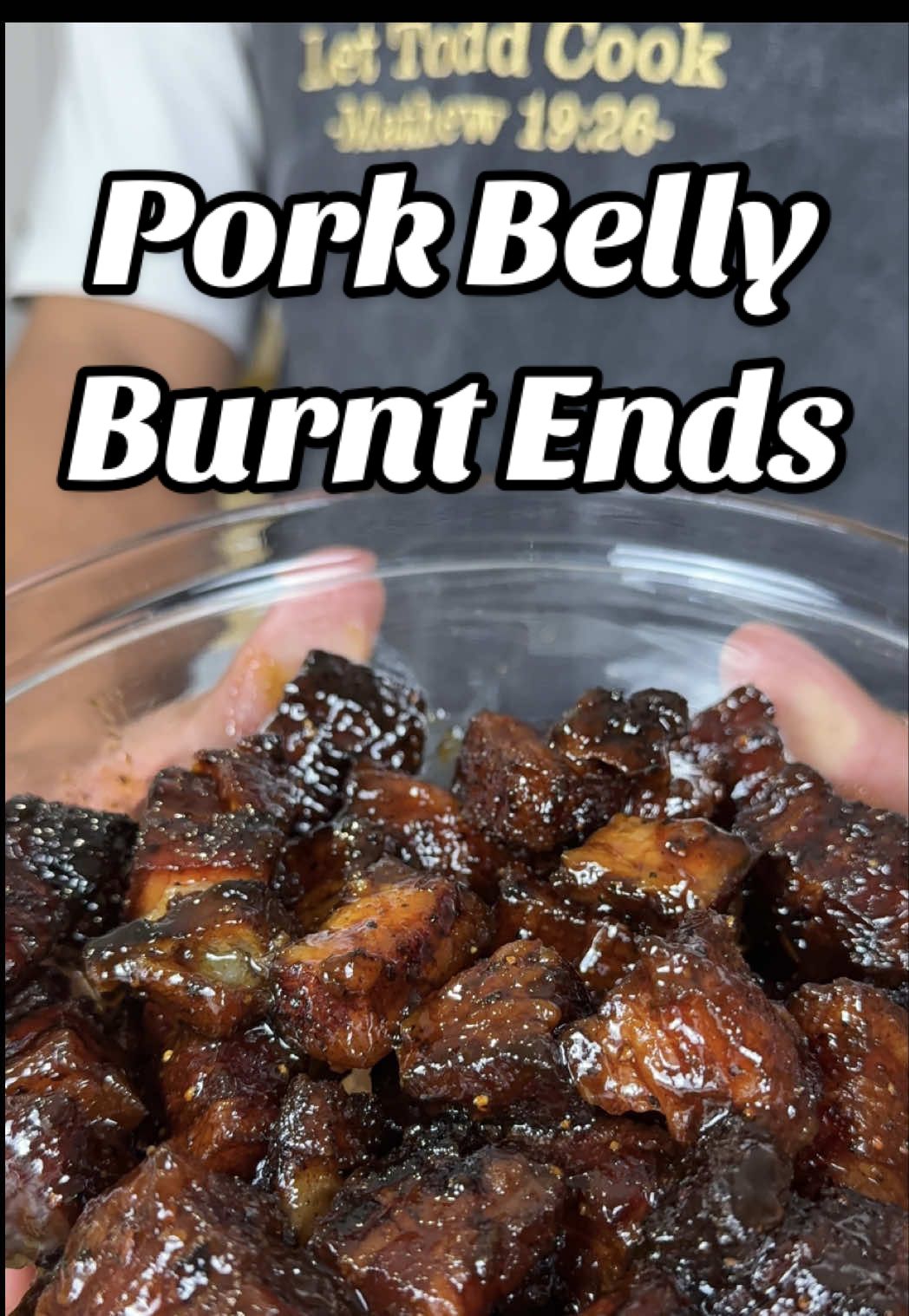 Don’t Know What to Bring to the Cookout? – Part 12 🔥🐷” Sticky. Smoky. Melt-in-your-mouth magic. These pork belly burnt ends didn’t even make it to the table! #LetToddCook #IDontKnowWhatToBringToTheCookout #Part12 #PorkBellyBurntEnds #BBQCandy #CookoutKiller #MeatThatMelts #GrillMasterVibes 