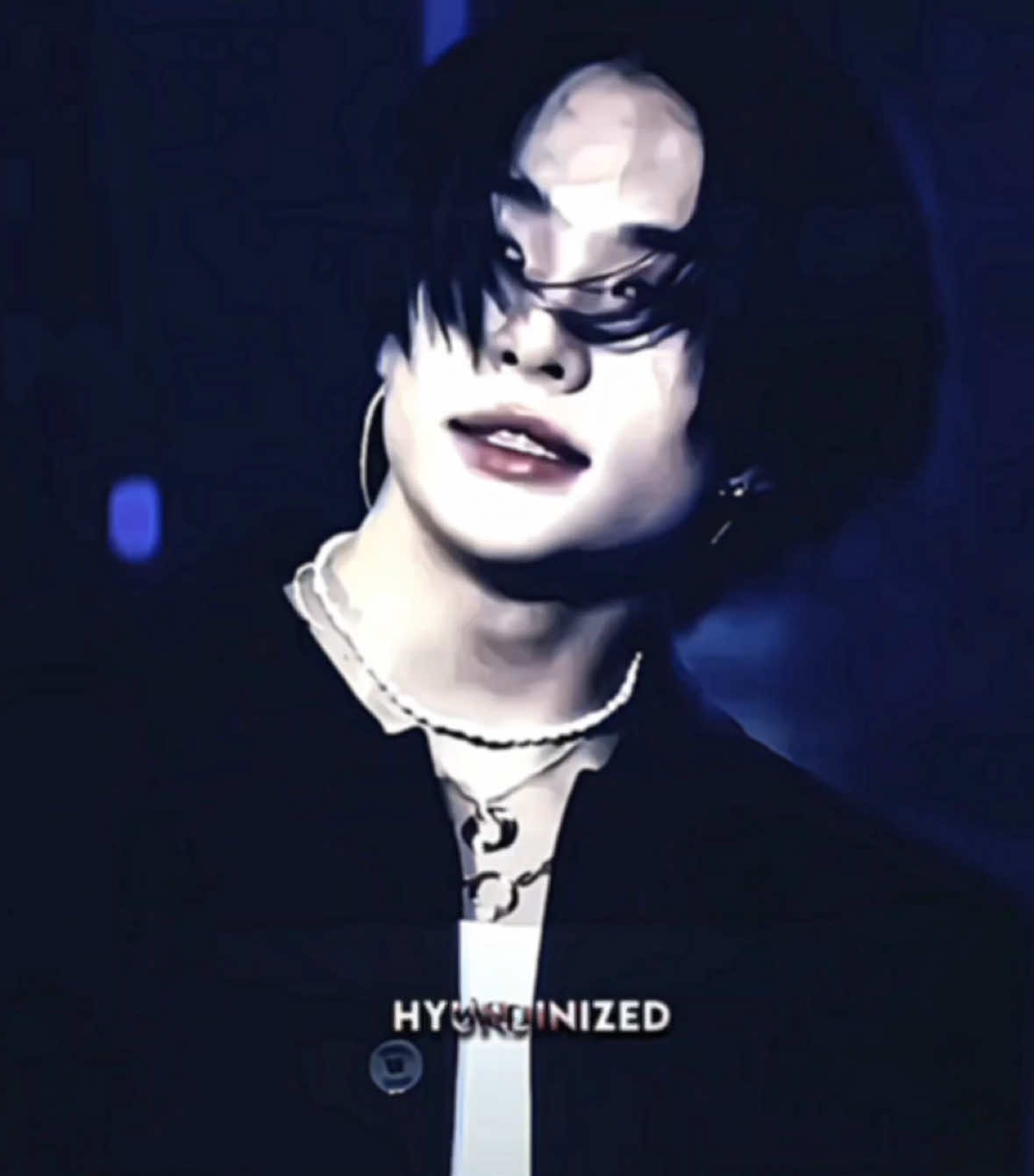 I'm ovulating pls stop #hyunjin #fyp #straykids tags @𝐘𝐔𝐍𝐈𝐗𝐀𝐄⋆ @￶ ￶ ￶ ￶ @𝓛𝓲𝔃 @︎︎jjeongily 