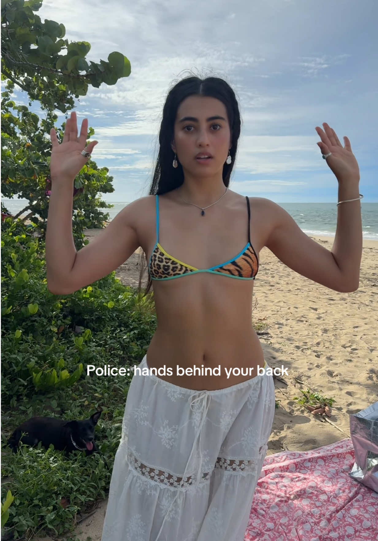 Ok Mr policeman 👀✨ #back #fit #cute 