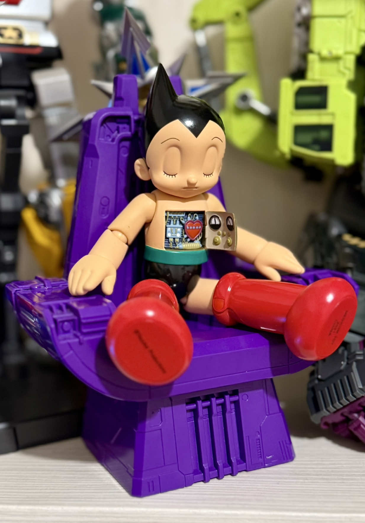 Feeling sleepy #medicom #mafex #astroboy #osamutezuka #toys #manga #actionfigure 