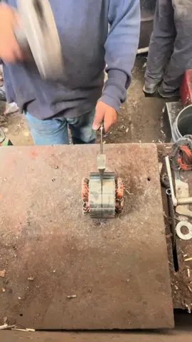 Motor de cobre ♻️#cobre #copper #recycle #paratiiiiiiiiiiiiiiiiiiiiiiiiiiiiiii #razachatarrera #metales #chatarra #fouryourpage #recycle #power #paratii 