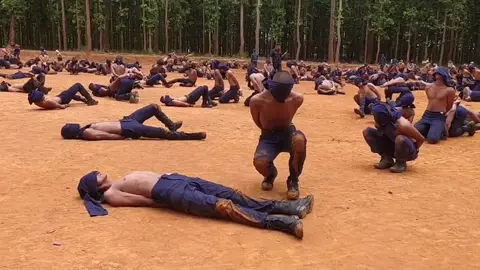 #soldierlife🇳🇵 #nepalpolice👮 #fypシ゚viral #unfreezemyacount #foryoupage #nepalpolicetiktoklover👮‍♂️👮‍♂️💓 #faujijiban👮👮 