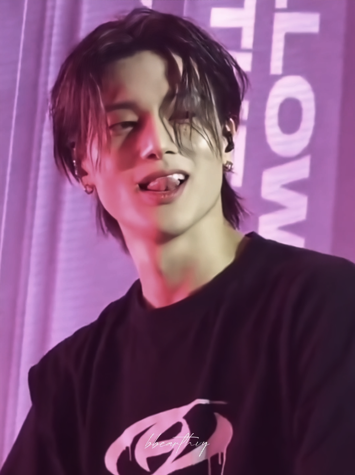 #wooyoung #wooyoungateez #ateez #tabolabale #fyp #foryouu 
