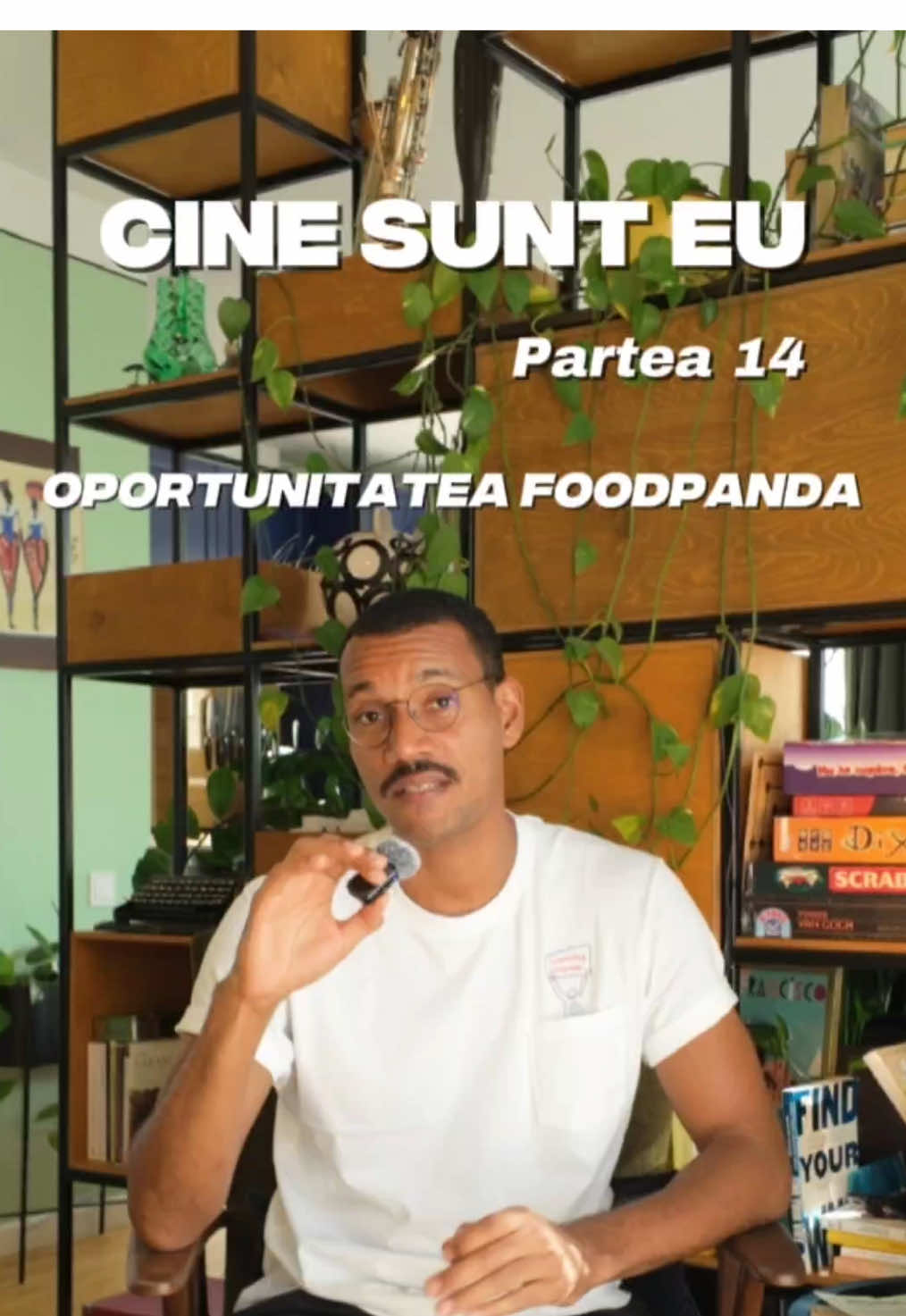 Episodul 14 din “Despre mine”. Explic de ce am ales să fac un downgrade — de la Electric Castle la Foodpanda — și de ce pentru mine a fost o decizie foarte clară. Salariul mai mic și titulatura mai slabă erau temporare. Ce era valoros? Accesul într-un domeniu nou, în 2016, când food delivery abia prindea contur în România. Pentru mine, e-commerce + HoReCa = dublu câștig. N-a fost un “no-brainer”. A fost și mai simplu: o decizie bună, luată repede, care și-a dovedit valoarea. #povesteamea #fooddelivery #reconversie #careerstrategy #storytime #deciziibune