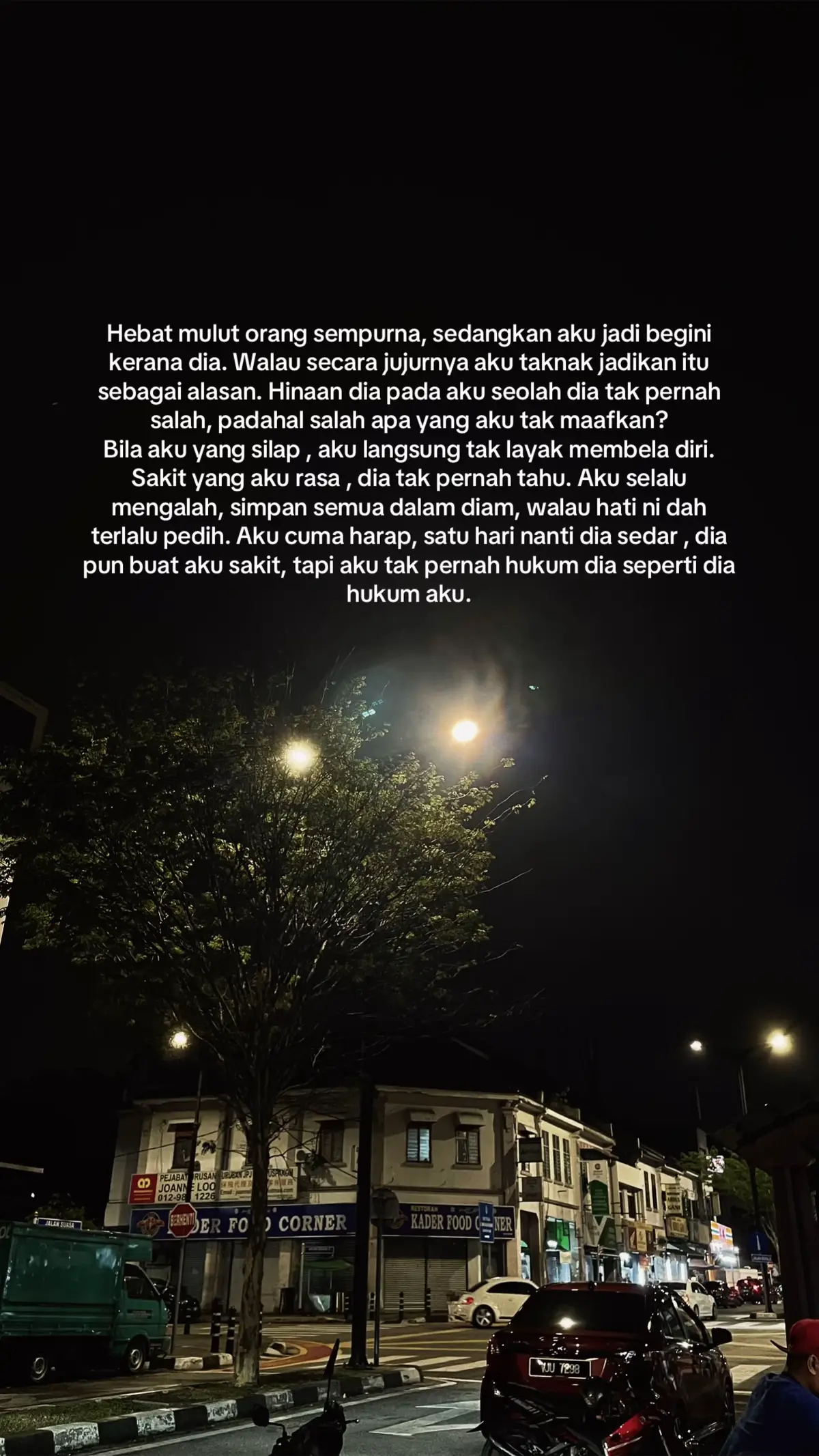 Nyata , pilih diri sendiri buat aku jahat dimata mereka .