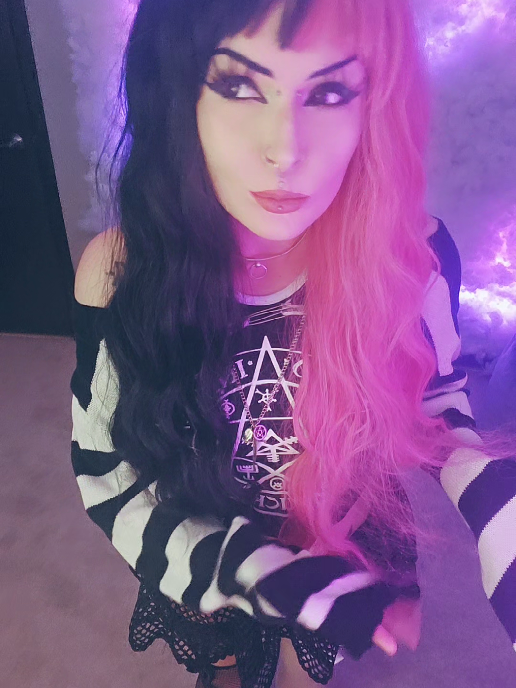 oh hi guys I'm not dead #altgirl #gothgirl 