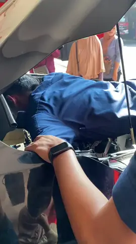 Jumat, 25 juli 2025 kami kedatangan warga yang melaporkan adanya kucing di dalam kap mobilnya, tim pemadam kebakaran langsung berhasil mengevakuasi kucing tersebut . jika terjadi kebakaran dan kedaruratan lainnya hubungi 022-113 bisa via WhatsApp 087782800113 #pemadam #penyelamat #indonesiafirefighter #infokebakaran #bandungutama #GewatNyanggapWani 