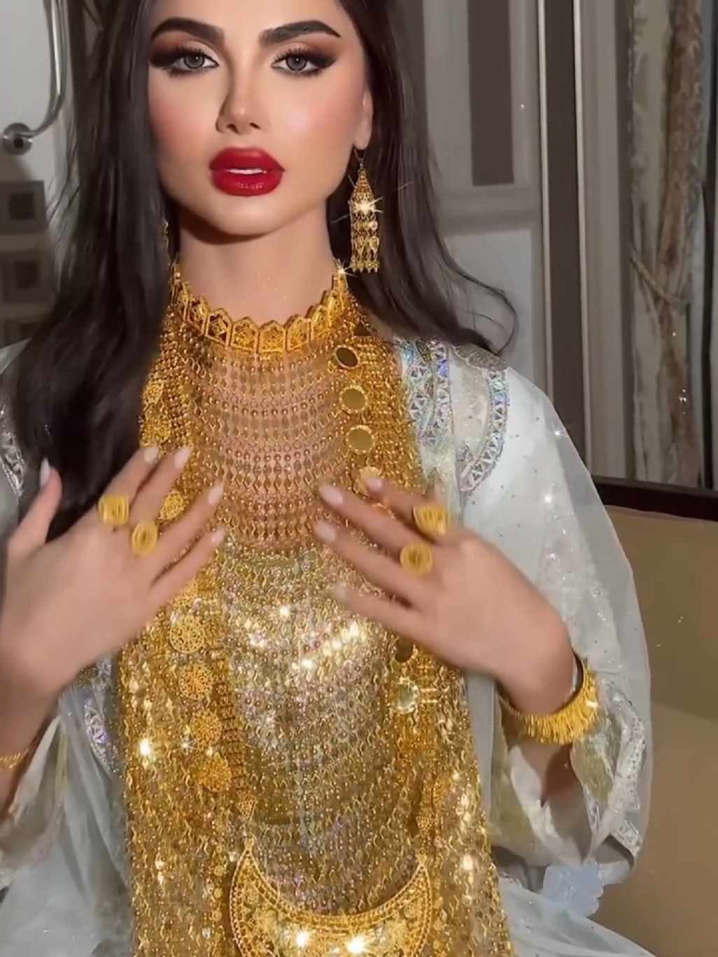 Saudi Prince Gifts Gold Car for Baby Girl! 😲👑💰 #saudiarabia #dubailife #foryou #foryoupage #saudiprince #goldlife #luxurylifestyle #richarab #royalgifts #goldcar #arabmoney #viralvideo #luxuryculture #goldenworld #arabtraditions #luxury #royalfamily #goldeverywhere #trendingnow #tiktoktrend #sheikhlife #fyp #richlife #luxurytiktok #arabluxury #saudi #dubai #tiktokindia #tiktokpakistan #unfreezemyacount #grownmyaccount #explorepage #500kviews 
