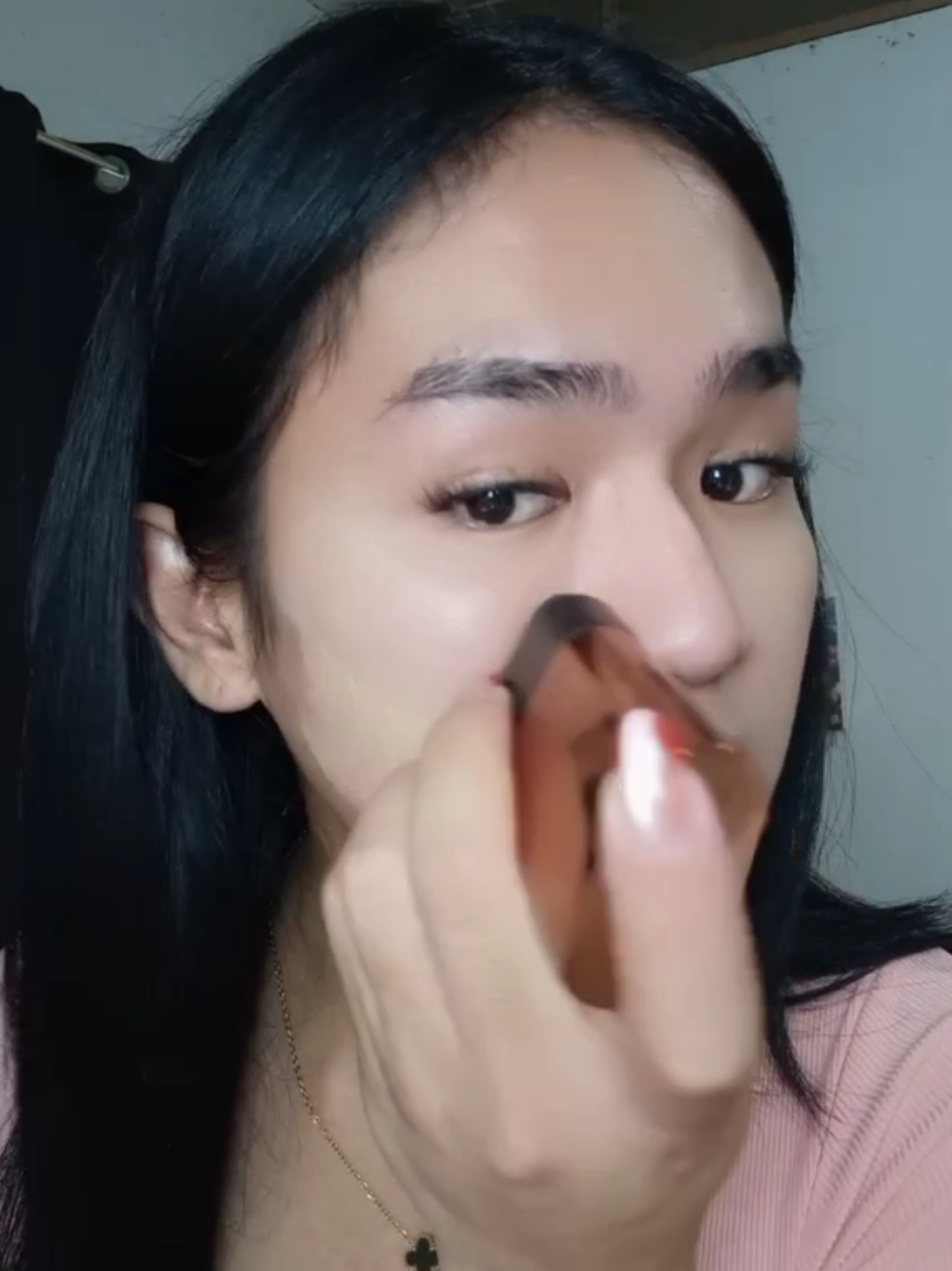 2in1 foundation stick@seebee.PH  #kakashow #foundationstick #foundation #foundationwithbrush #makeupfoundation #makeup 