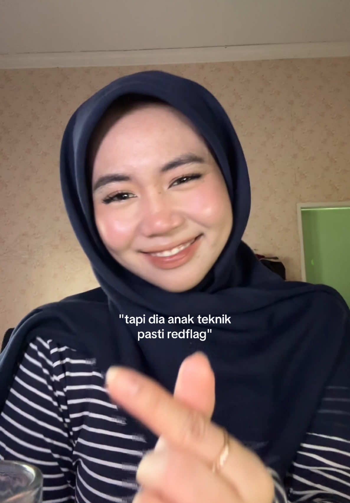 tabrak atau diam?