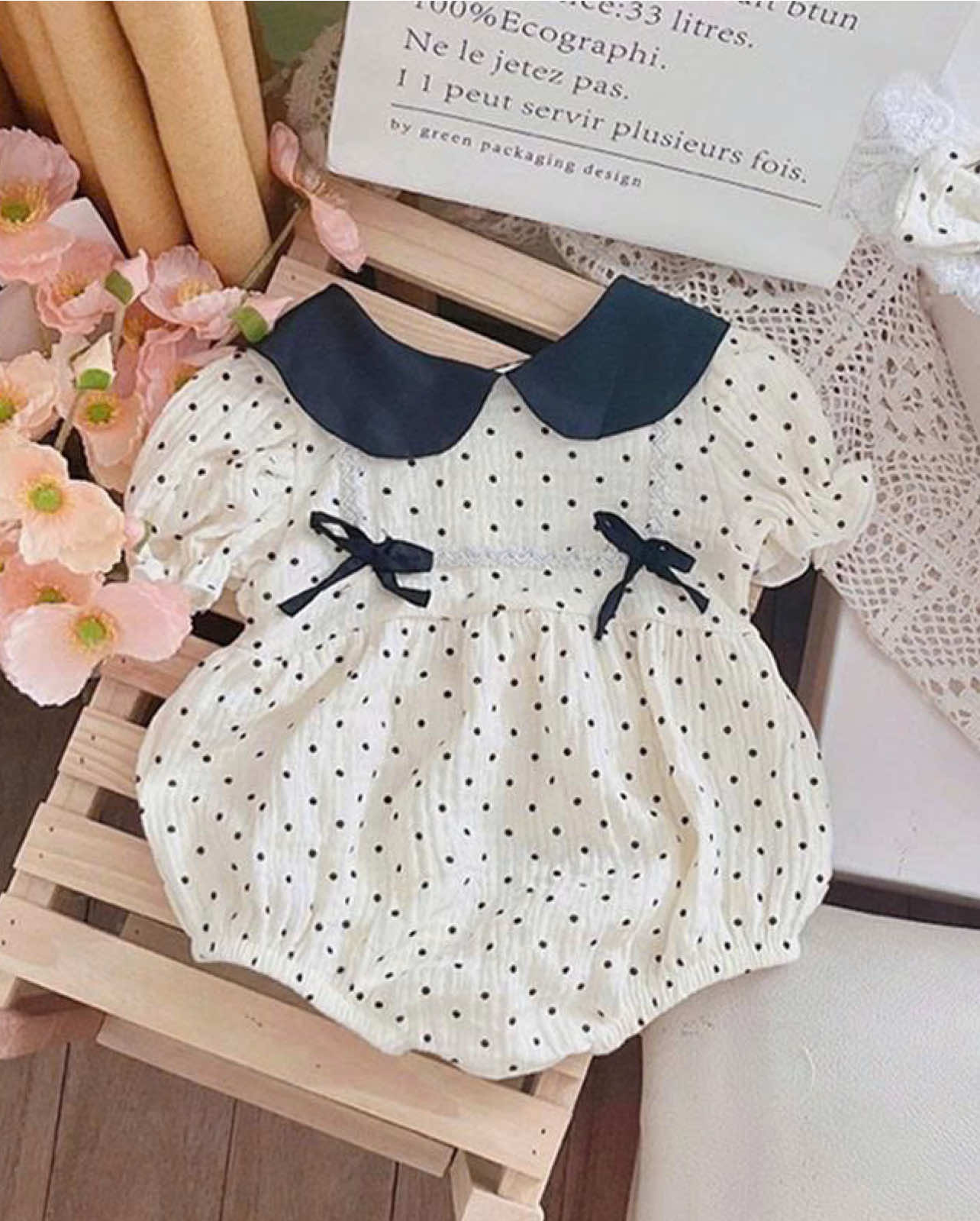 bodysuit cổ sen phối đen chấm bi xinh cho bé#bodysuit #bodysuitchobe #bodysuitchobesosinh #bodychipchobe #xuhuongtiktok #babytiktok 