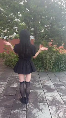 フォロワー1万人で顔出し🎀 暑すぎて日中はお外に出れません😭はやく涼しくなって下さい🙇‍♀️ #フォロワー1万人で顔出し🎀 #fyp #おすすめにのりたい 