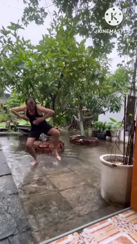 Nhớ lại những ngày mưa 