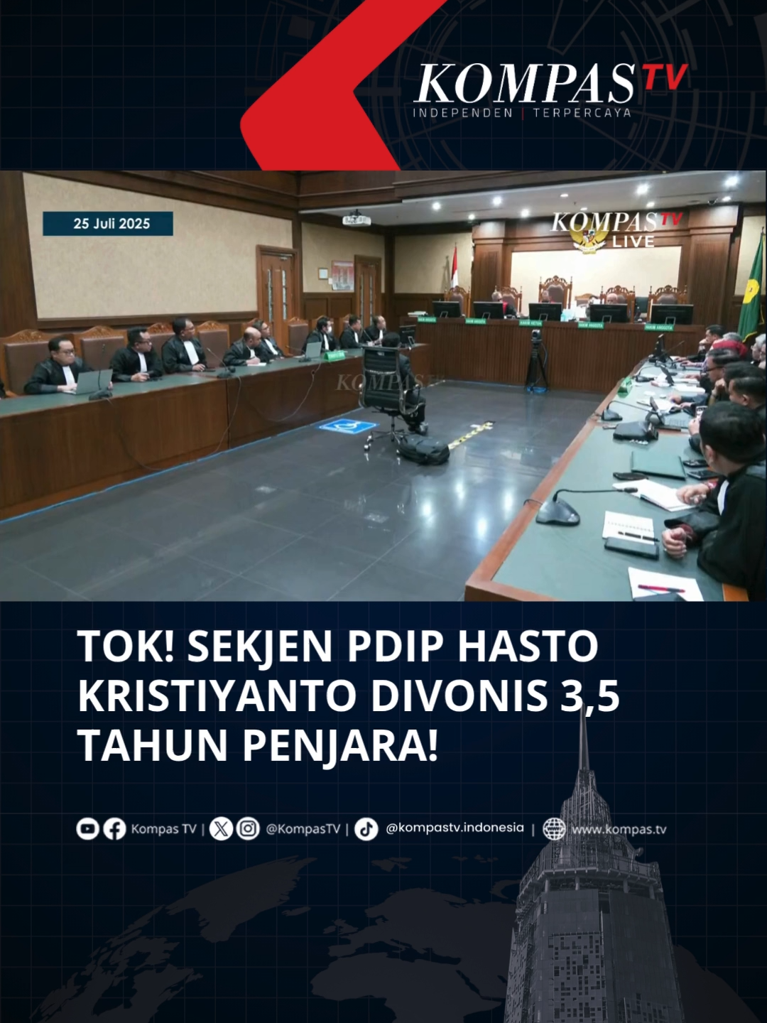 Sekjen PDIP, Hasto Kristiyanto divonis penjara 3 Tahun dan 6 Bulan. Hal ini disampaikan dalam sidang vonis yang digelar di Pengadilan Negeri Jakarta Pusat pada Kamis  Sebelumnya, Hasto Kristiyanto dituntut Jaksa dengan hukuman 7 tahun penjara serta dituntut membayar denda Rp600 juta. Bagaimana pendapatmu?  Simak video selengkapnya dan dapatkan berita terkini lainnya di www.kompas.tv serta youtube.com/kompastv #TikTokBerita