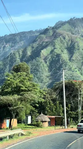 Torok waterfalls, seen along Iten-Kabarnet road.  #fyp #eldorettiktokers  #magicalkenya 