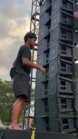 Line array JBL series #soundsystem 