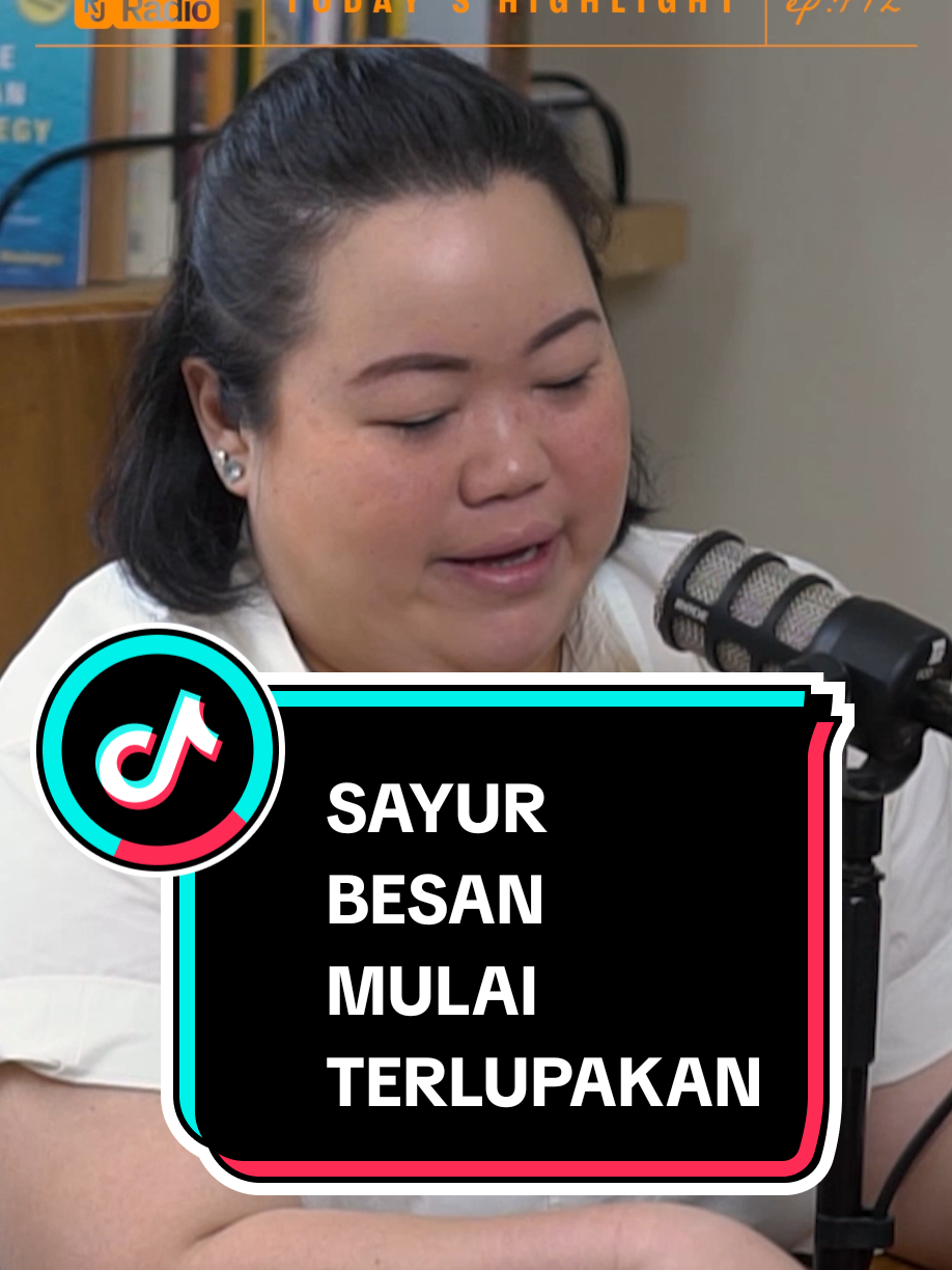 SAYUR BESAN MULAI DILUPAKAN! #472 RESTORAN INDONESIA SEMAKIN JADI SOROTAN DUNIA Dengarkan @rayjansonradio di Youtube, Spotify, Apple Podcast 🎧 #rayjansonradio #rjrpodcast #rayjanson #cheflife #chefpodcast #fnbpodcast