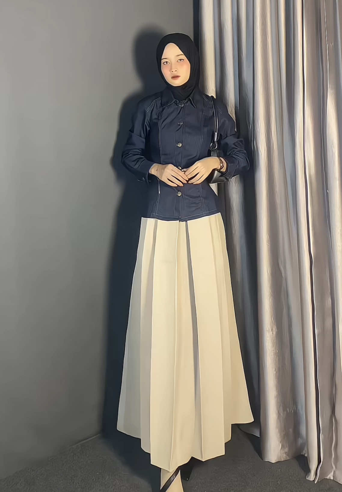 Kemeja wispie, 45/164 aku pake M yaa✨ #kemejawispie #kemejadenim #kemejaslimfit #kemejawanita #kemejawanitakekinian 