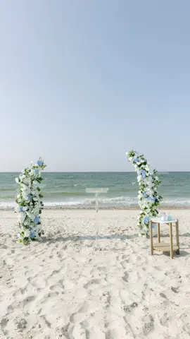 Watch me photograph a wedding day #destinationwedding #weddingphotographer #SmallBizTok #DayInTheLife #photographerlife 