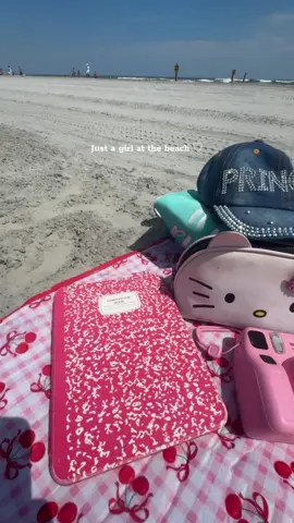 a vibe ✨ #fyp #summervibes☀️ #beachvibes #softgirlsummer 