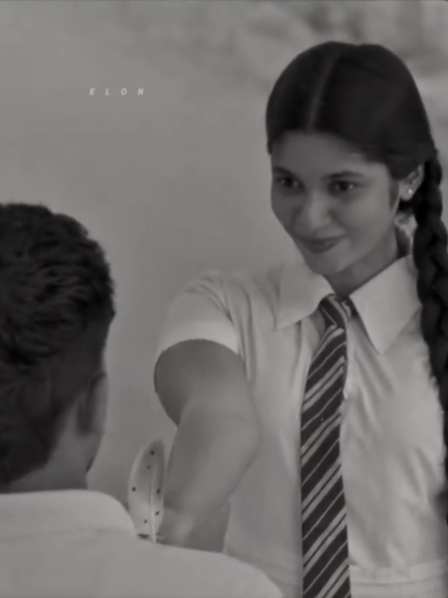 ඉතින් ඒ ආදරයට තාමත් මං හරි ආදරෙයි! 🤍 @Kathawak Film In Concert  #kathawakfilminconcert #foryoupage #fyp #foryour #fypシ #tiktoksrilanka #tiktok #srilanka #trending #viral #onemillionaudition #whatsappstatus #headphones #lyrics #viral #felling #live #sinhala #longervideos #following #elonvibez @Uvindu Ayshcharya @DILU Beats 