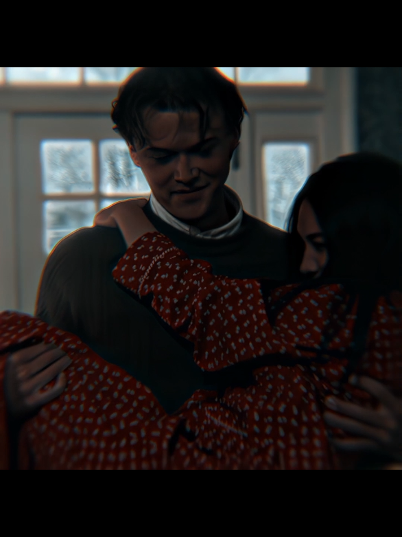 I'm left without a reaction | cc:@Kat 🖤 #thesummeriturnedpretty #thesummeriturnedprettyedit #edit #serie #aidanbissett #capcut_edit #Love 