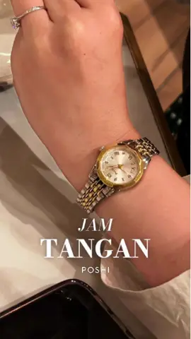 keliatan mevvah kan jam tangannya, padahal cuma 80ribuan  #jamtanganwanita 