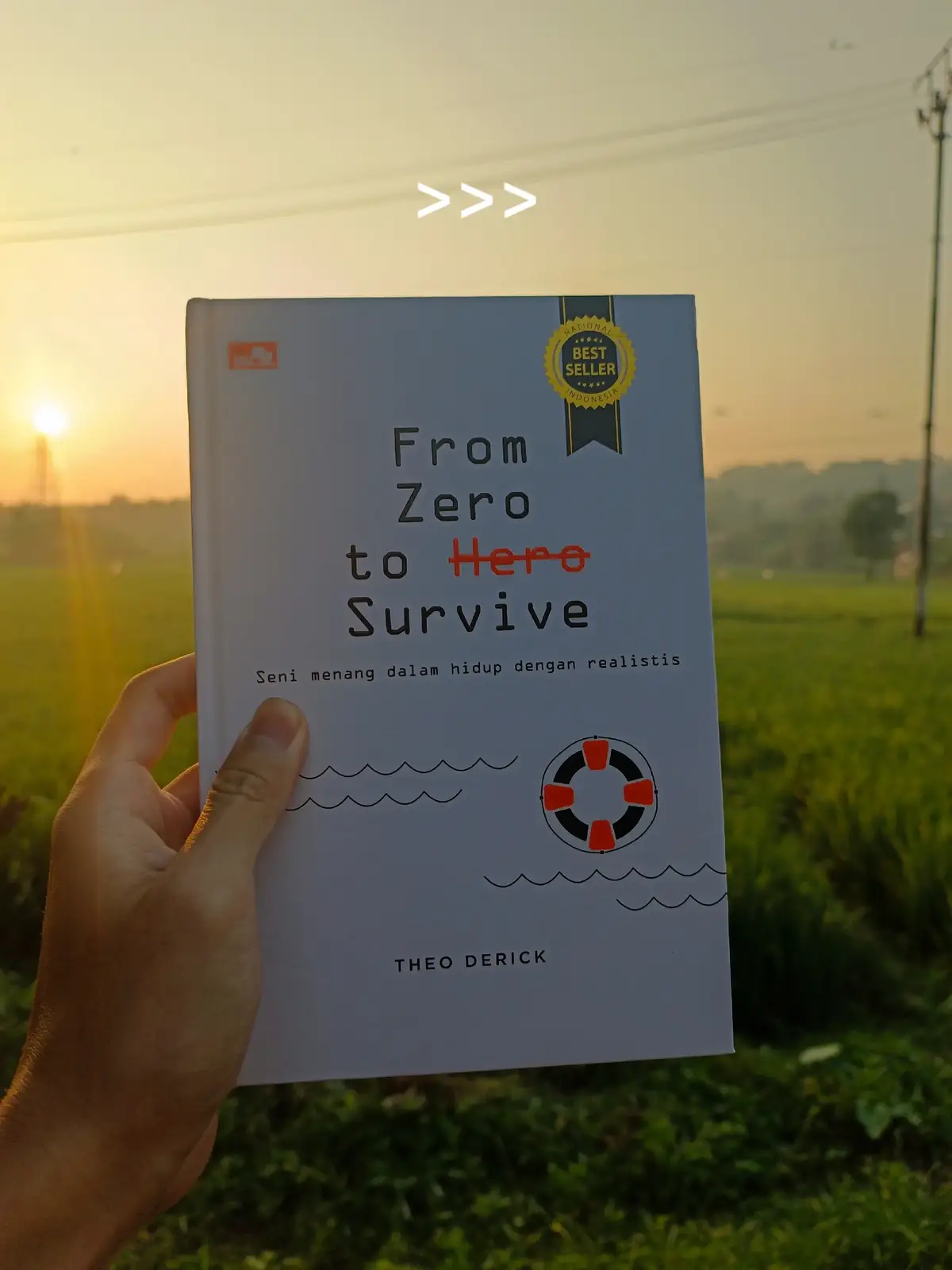Buku ini bilang, kalo kita harus ngerti kalo hidup tuh selamanya akan selalu di isi dengan masalah atau cobaan, mau gimana pun tetep ada cobaannya. tetapi dibalik masalah atau cobaan yang bakal kita hadapai ada pembentukan yang ditaruh oleh Tuhan kita yang lebih gede dari hidup kita, biar hodip kita jadi berkembang dsn bertumbuh. Jadi jgn pernah ngerasa sendirian sampe nge-push diri sendiri, karena hidup bukan cuma tentang itu aja.  #fromzerotosurvive #kokopalingrealistis #fypシ #fyp #reading #readingbook #gramedia #overthingking 