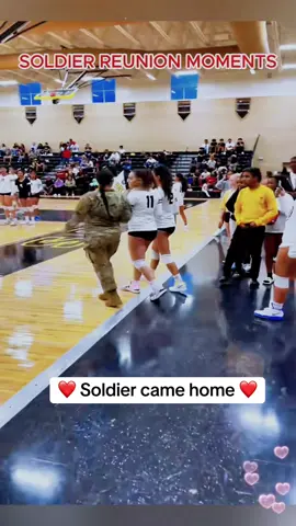 Soldiers came home ❤️ #surprise #fyp #emotional #military #soldier 