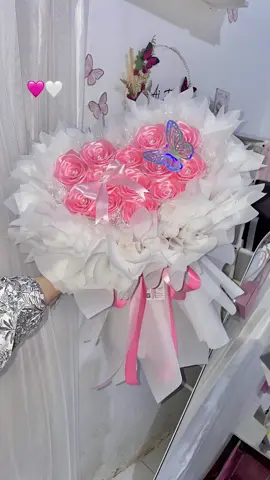 #nationalgirlfrienday #galeryaiflorist #tokobuket #flower #fyppppppppppppppppppppppp #xybcafyp #pringapus_karangjati_ungaran_semarang #buketpringapus #mawarsatin 