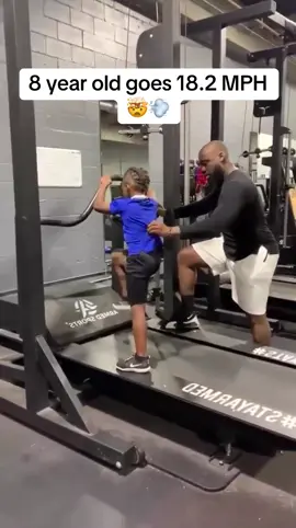 Lil bro is quick with it 🔥 (thatboyjayce/IG, speedguru/IG, armedsportsperformance/IG) #treadmill #speed #trackstar 