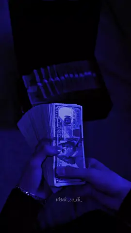 وحداني فلوس نجيب الموني منحيرش✌🏻🖤 #video #حالات_واتس #vypシ #foryoupage❤️❤️ #rap 