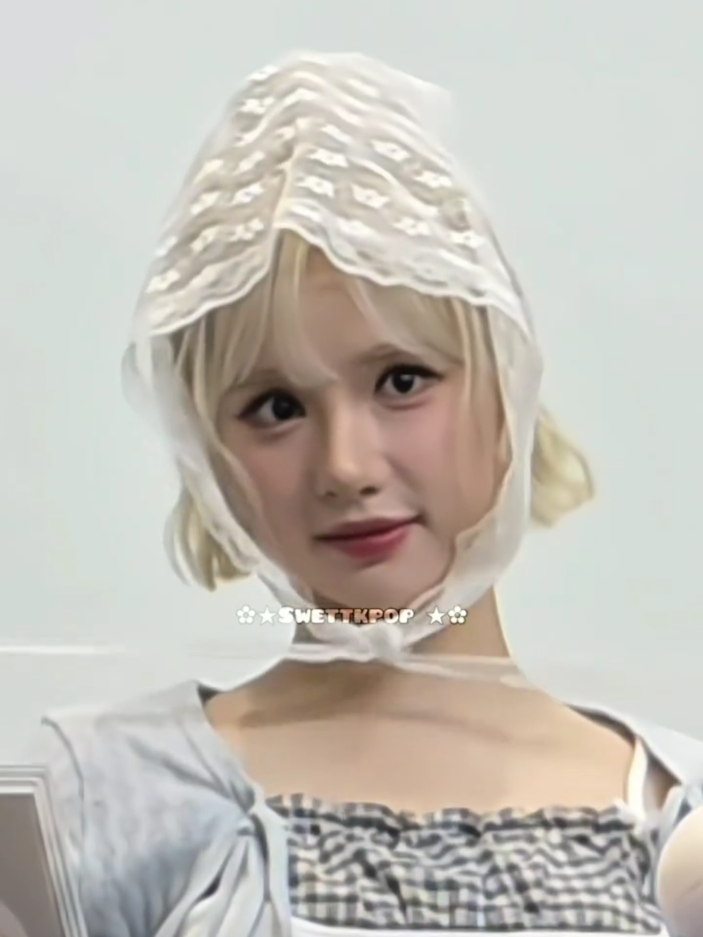 Eunha🎀🐰 (Unedited video ©: 우린버디나비러뷰) #viviz#eunha#eunhaviviz #eunhagfriend #vivizeunbi #vivizeunha #kpop#fyp . 