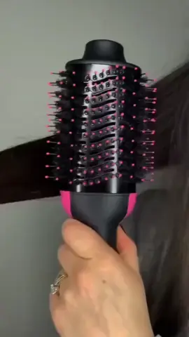 Confira Escova Secadora Alisador Elétrica Quente Cabelo Com 3 Em1 Hair Styler 110V com 71% de desconto! Somente R$47,89. Encontre na Shopee agora! https://s.shopee.com.br/8UyEUnXeE9?share_channel_code=1 #shopee #fyp #viraltiktok #escovasecadora #feminino 