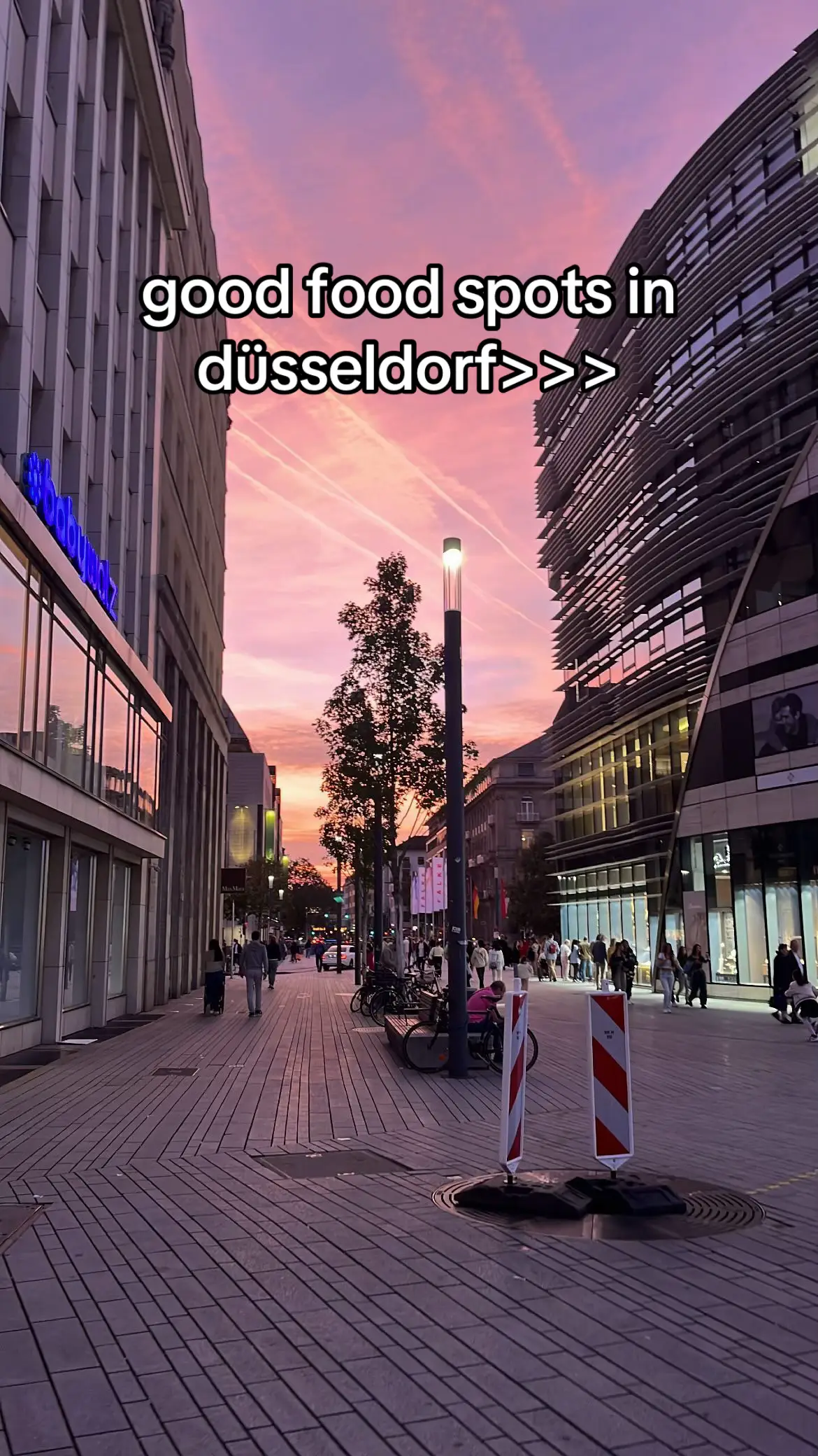 good food spots in düsseldorf pt.1 #fyp #foryou #fürdich #aufdeinerfy #viral #düsseldorf #fürdichpage #nrw #goviral #food #FoodTok #foodempfehlung #düsseldorfcity #yummyfood 