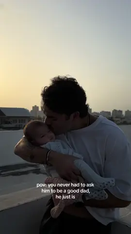 he just is♥️ #newparents #dadsoftiktok #fyp #BestFriends #girldad #parati 