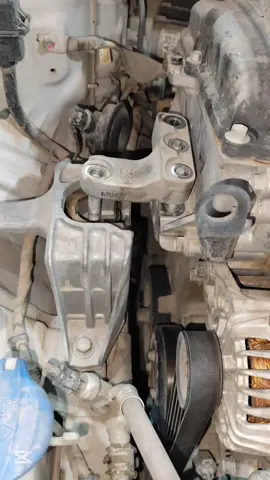 engine mounting replacement #auto #mechanic #automotive 