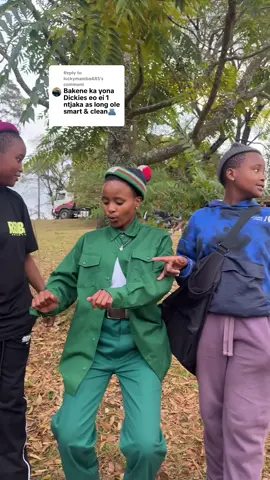Replying to @luckymamba485 #gumba#gumbachallange #magumba #eswatinitiktok🇸🇿 #trendingvideo #views #schoollife #newchallenge #strepsil #genderswap #trendsong #boifriend #strepsils #trendviral 