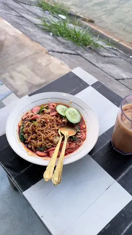 Infoo Nyoree🤩@warkop QQ .turi leminggir #fyp #longstoragekalimati #mojokerto24jam 