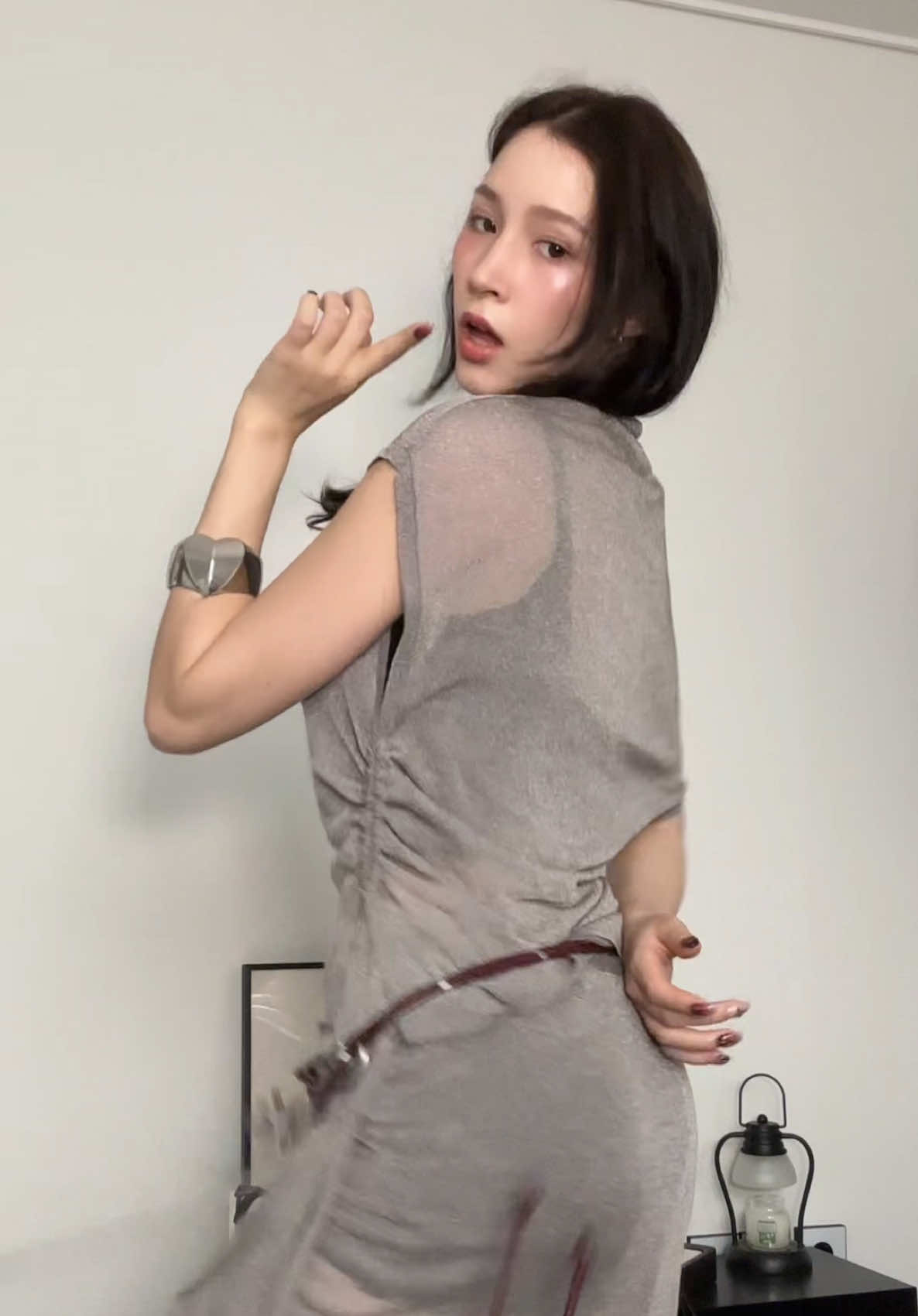 Wich one is your favorite style ~?  @mimimoocher x @H&M 