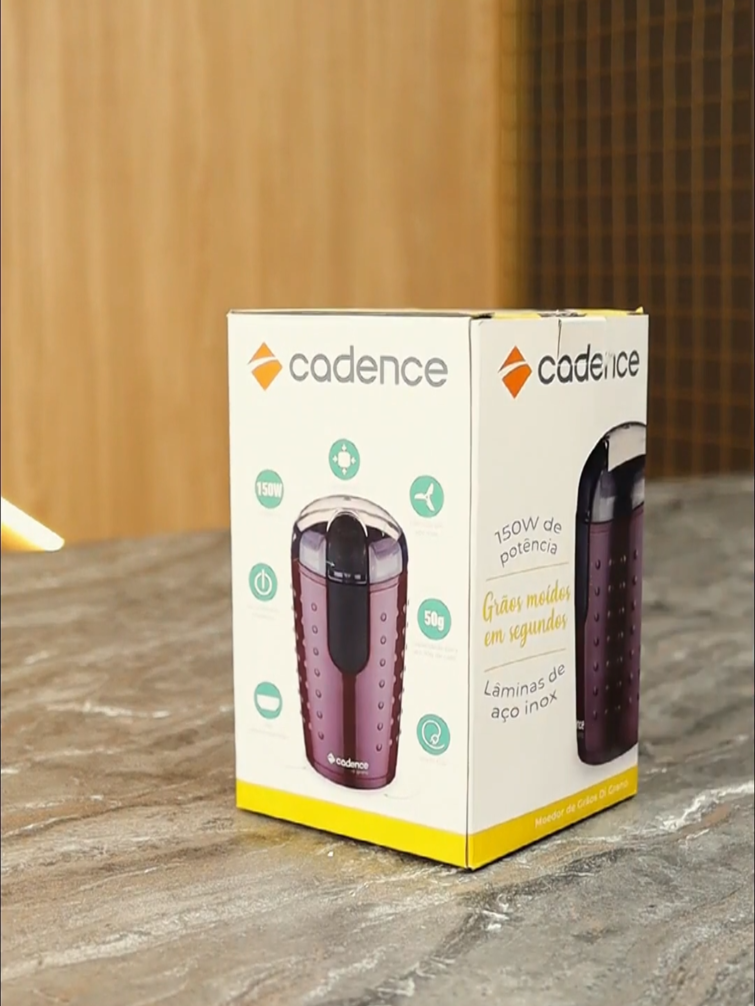 🌰 Café moído na hora tem outro sabor! O Moedor de Café Cadence Di Grano MDR302 é a escolha ideal pra quem ama café fresquinho, com aroma intenso e sabor marcante. ✔️ Tritura até 45g de grãos por vez ✔️ Lâminas de aço inox + motor potente ✔️ Tampa transparente pra ver o ponto da moagem ✔️ Design compacto e elegante na cor marrom 💡 Perfeito pra transformar sua rotina e elevar o nível do seu café sem esforço. 🛒 Já está disponível com oferta especial na TikTok Shop. 👉 Garanta o seu agora e sinta a diferença na xícara! #MoedorDeCafé #CadenceDiGrano #CafezinhoFresco   #CaféMoídoNaHora #UtilidadesDomésticas #AchadinhosTikTok   #PromoTikTokShop #CaféDoSeuJeito #TikTokMeFezComprar   #AmantesDeCafé #RotinaDeCafé #CozinhaPrática   #TesteiPraVocês #CaféPerfeito #AchadinhosDaInternet