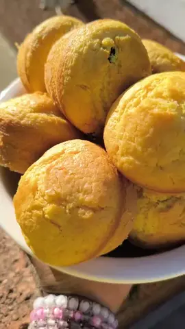 VANILLA FLAVORED MUFFINS  RECIPE Four cups flour 4 teaspoons baking powder 1 1/4 cup sugar 4 eggs 1 teaspoon (yellow food coloring) 1 Cup oil 2 cups sour milk/madila or buttercream sieve flour together with baking powder In another bowl mix eggs, oil and sugar, Vanilla essence, yellow food colouring and sour milk  and mix properly.  Add  flour to the wet ingredients and mix well  Prepare your Muffin pan by greasing it with either cook and spray, oil or Margarine. Scoop the butter using a small cup pouring in a Muffin pan. Bake at 180 degrees Celsius until they are brown the remove and enjoy.  HOMEMADE BUTTERMILK RECIPE 1 cup fresh milk 1 tbsp lemon 🍋  juice or spirit vinegar (not both use one) Whisk them together and wait for about 7 minutes the milk will became a bit thick like sour cream. Your butter milk is ready. Use it in baking etc.
