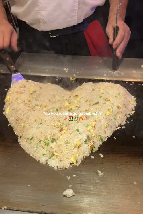 This is your sign to go get hibachi tonight with your bestie😍 #hibachi #DinnerIdeas #hibachigrill #steak #thisisyoursign #viralvideo #fyp #trending #dinnerideas #japanese #friedrice #bestiedate 
