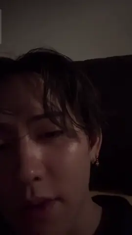 maksudnya apa abis nyanyi best part terus ngomong 